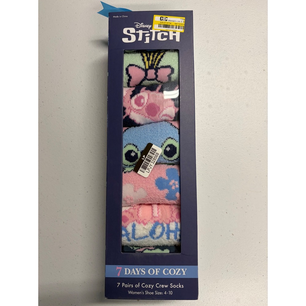 Disney Lilo & Stitch 7 Days of Cozy Crew Socks 7 Pair Gift Set Womens Size 4-10